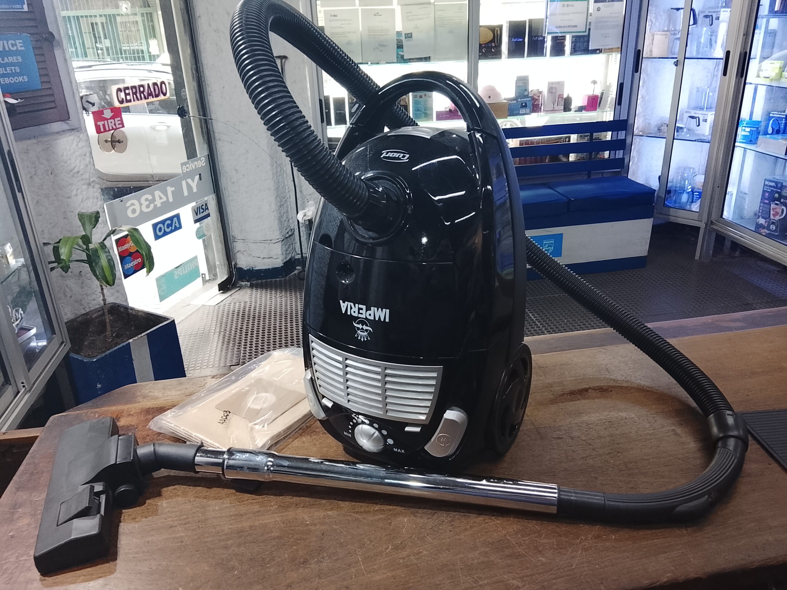 Aspiradora Cuori Imperia 2200w - Imagen 3